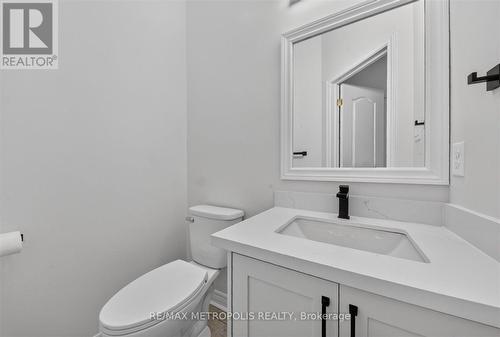 749 Black Cherry Drive, Oshawa, ON 