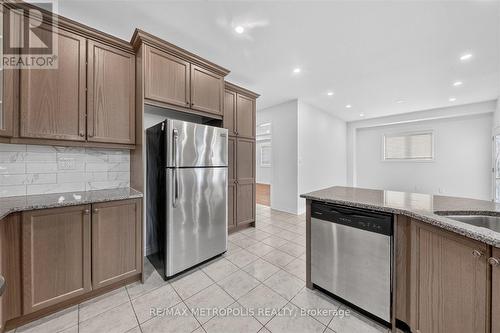 749 Black Cherry Drive, Oshawa, ON 