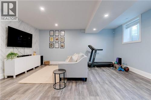 296 Kent Crescent, Burlington, ON 