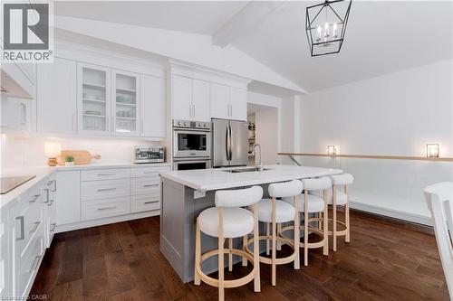 296 Kent Crescent, Burlington, ON 
