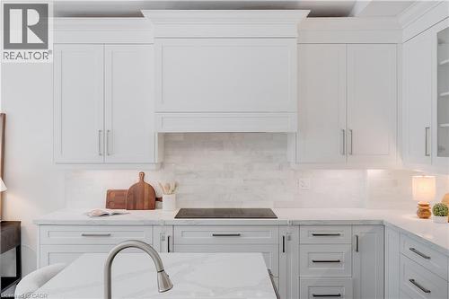 296 Kent Crescent, Burlington, ON 