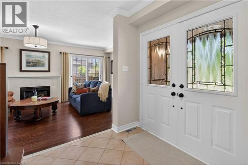 Double entry doors with decorative glass panels - 1347 Brookstar Drive, Oakville, ON 