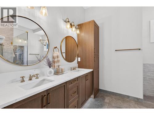 887 Loseth Drive, Kelowna, BC 