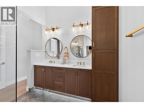 887 Loseth Drive, Kelowna, BC 