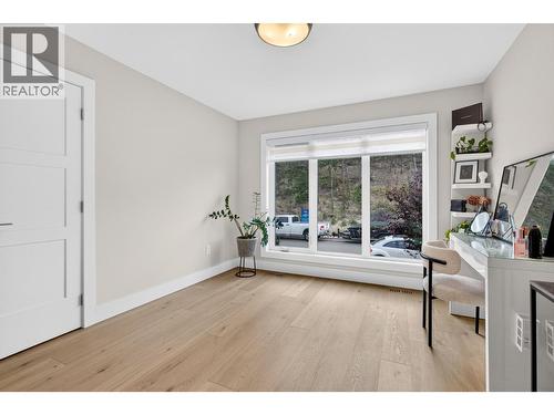 887 Loseth Drive, Kelowna, BC 