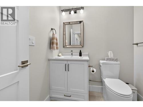 887 Loseth Drive, Kelowna, BC 