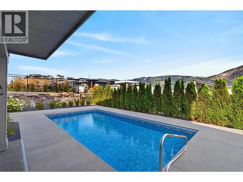 887 Loseth Drive, Kelowna, BC 