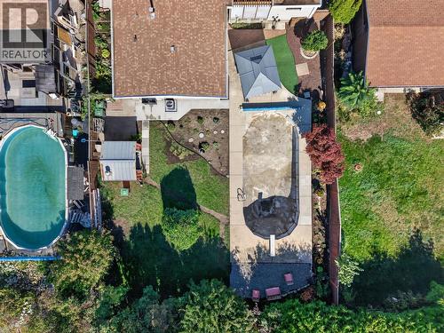 1261 Lawson Avenue, Kelowna, BC 