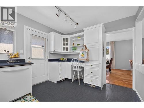 1261 Lawson Avenue, Kelowna, BC 