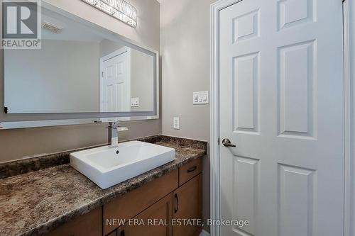 214 Cloverleaf Drive, Hamilton, ON 