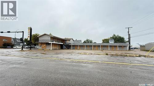 905 4Th Street, Estevan, SK 