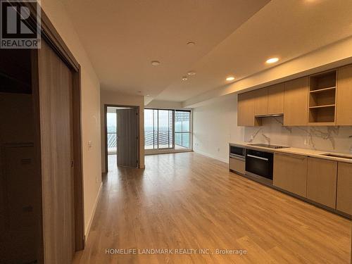 3007 - 27 MCMAHON DRIVE , Toronto, Ontario M2K 0J2 3