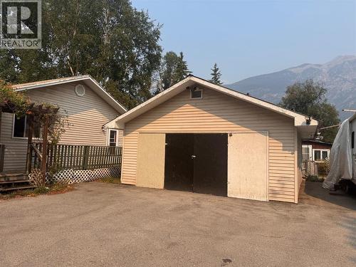 Garage - 903 Ryter Road W, Nicholson, BC 