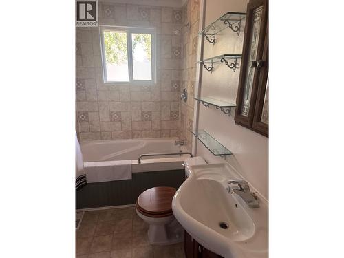 Main bathroom - 903 Ryter Road W, Nicholson, BC 