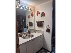 Main bathroom - 