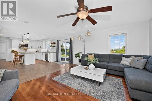 2477 Church Street, Ottawa, ON 