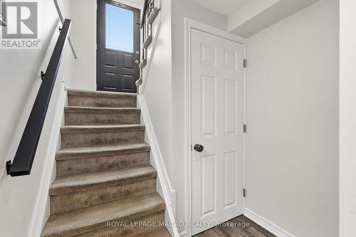 2328 Malcolm Crescent, Burlington, ON 