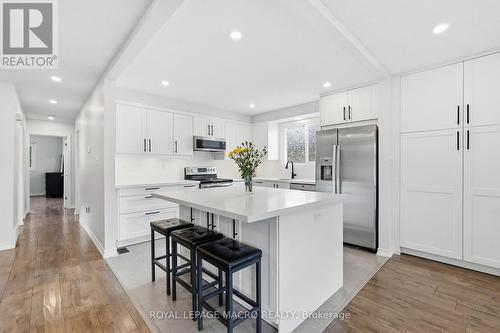 2328 Malcolm Crescent, Burlington, ON 