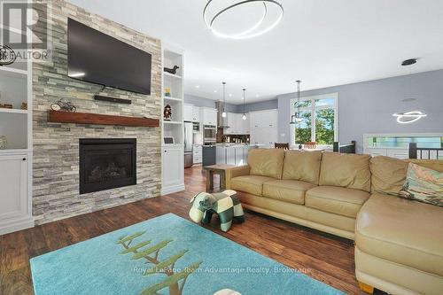 120 William Street, Parry Sound, ON 