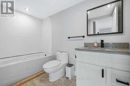 3pc Bathroom - 120 William Street, Parry Sound, ON 
