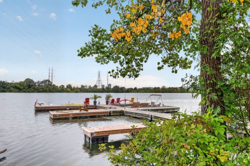 Autre - 107-5730 Boul. Marie-Victorin, Brossard, QC 