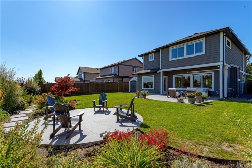 3455 Sparrowhawk Ave, Colwood, BC 