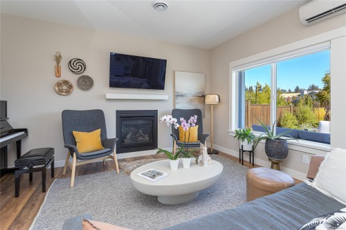 3455 Sparrowhawk Ave, Colwood, BC 