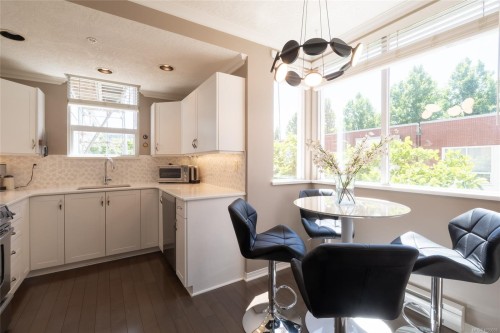 #201-380 Waterfront Cres, Victoria, BC 