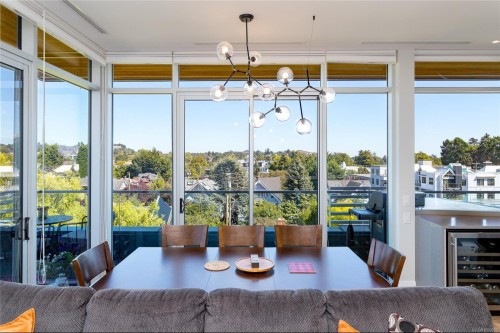 #401-986 Heywood Ave, Victoria, BC 
