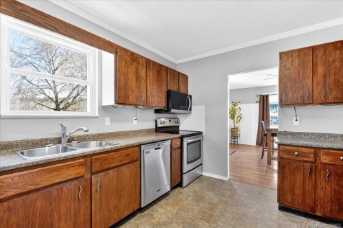 2893 11Th Ave, Port Alberni, BC 