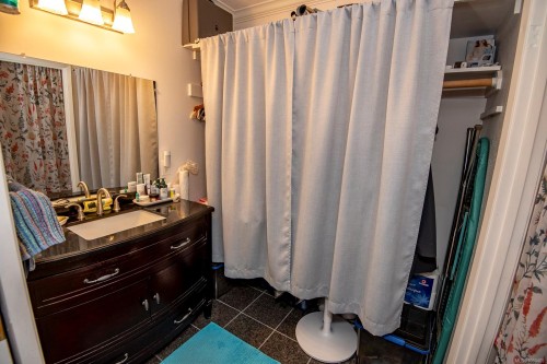 #13-3060 Harriet Rd, Saanich, BC 