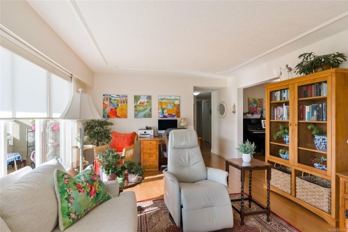 #103-1540 Dallas Rd, Victoria, BC 