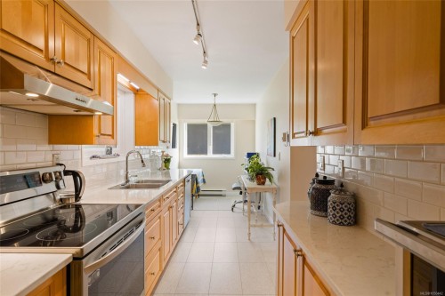 #103-1540 Dallas Rd, Victoria, BC 