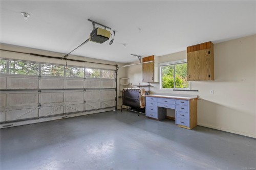 464 Quatsino Rd, Qualicum Beach, BC 