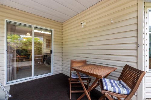 464 Quatsino Rd, Qualicum Beach, BC 