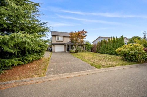948 Brooks Pl, Courtenay, BC 