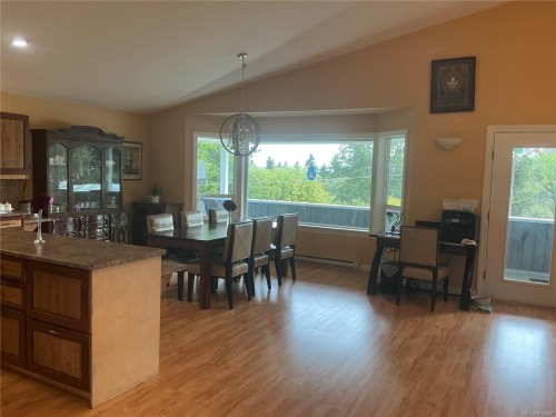 210 Poplar Rd, Alert Bay, BC 