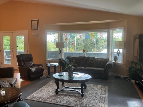 210 Poplar Rd, Alert Bay, BC 
