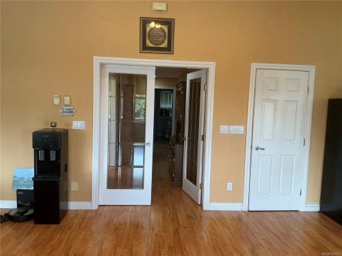 210 Poplar Rd, Alert Bay, BC 