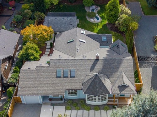 164 Crescent Rd East, Qualicum Beach, BC 
