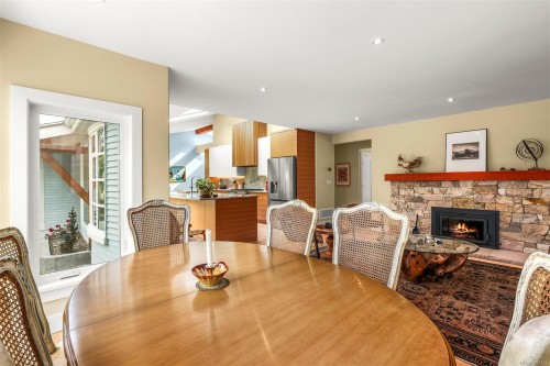 164 Crescent Rd East, Qualicum Beach, BC 