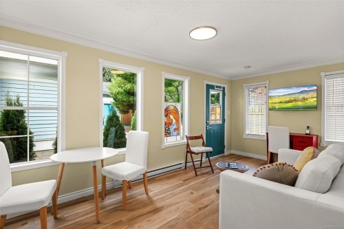 164 Crescent Rd East, Qualicum Beach, BC 