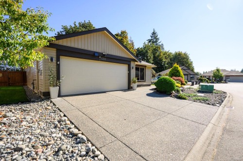 #120-2205 Robert Lang Dr, Courtenay, BC 