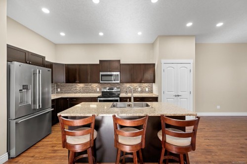 #120-2205 Robert Lang Dr, Courtenay, BC 