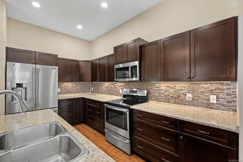 #120-2205 Robert Lang Dr, Courtenay, BC 