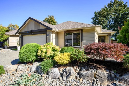 #120-2205 Robert Lang Dr, Courtenay, BC 