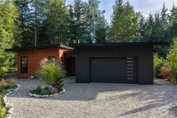 2077 Uplands Road  Revelstoke, BC V0E 2S1