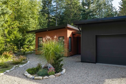 2077 Uplands Road, Revelstoke, BC 