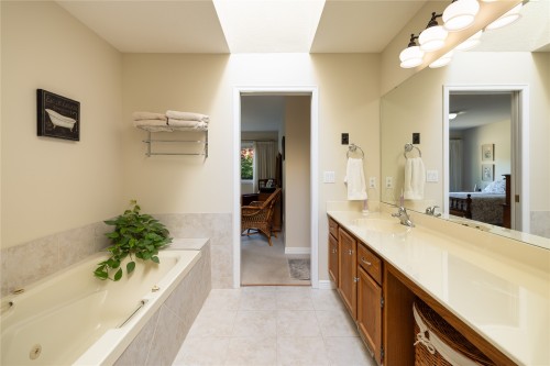 170-1995 Burtch Road, Kelowna, BC 