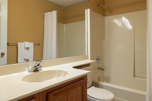 170-1995 Burtch Road, Kelowna, BC 